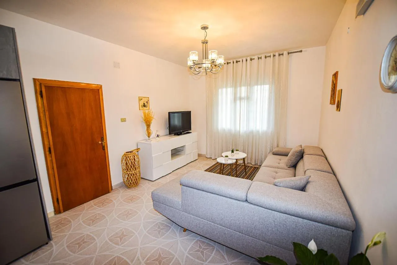 Villa Alba شكودر 0*,